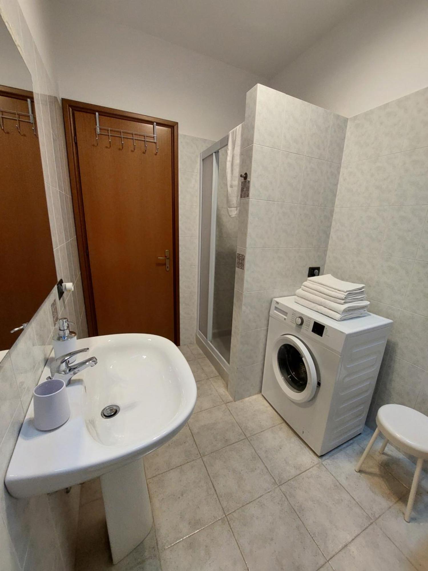 Aurora Appartamenti - A 150M Dall Ospedale Sacro Cuore Negrar Room photo